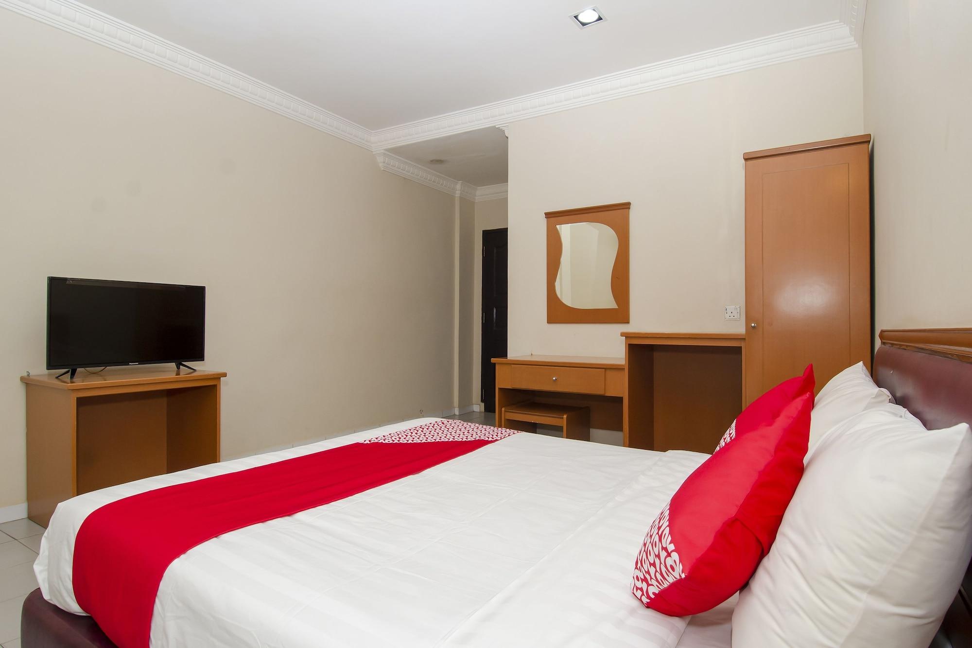 Halim Hotel Tanjungpinang Zewnętrze zdjęcie