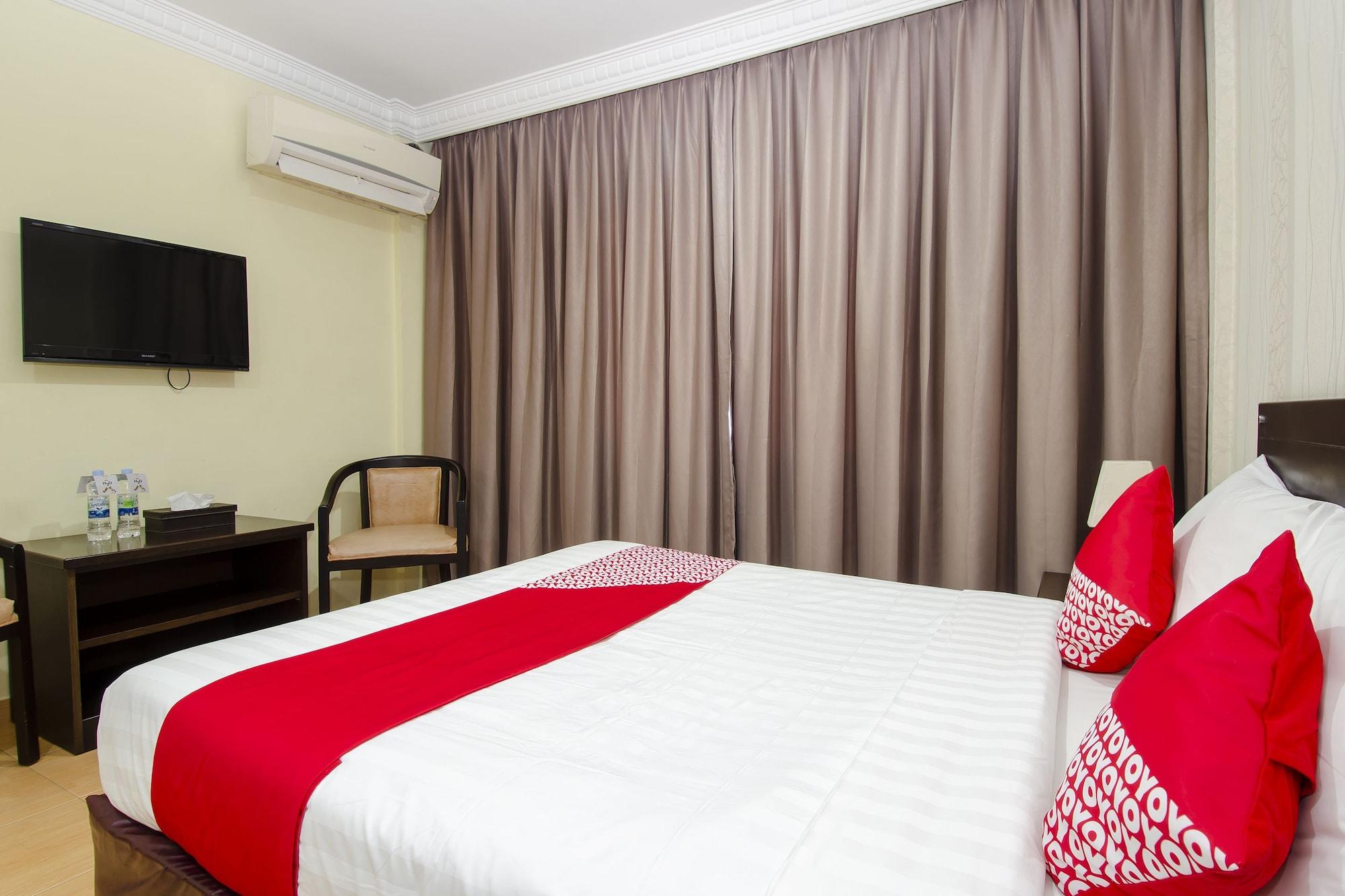 Halim Hotel Tanjungpinang Zewnętrze zdjęcie