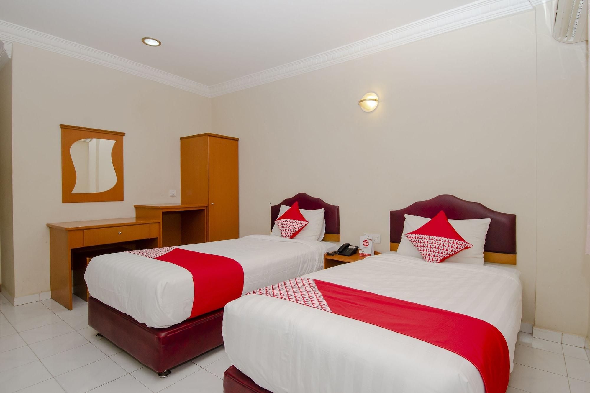 Halim Hotel Tanjungpinang Zewnętrze zdjęcie